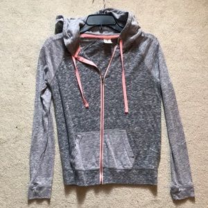 Women’s zip up